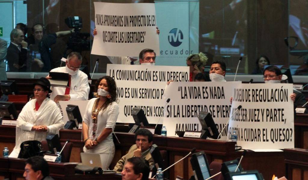 Asamblea Nacional aprueba Ley de Comunicación en Ecuador