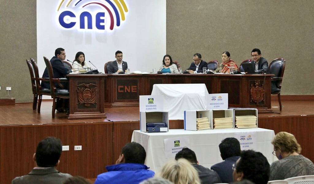 CNE recontará votos de actas objetadas por CREO-SUMA y Alianza PAIS