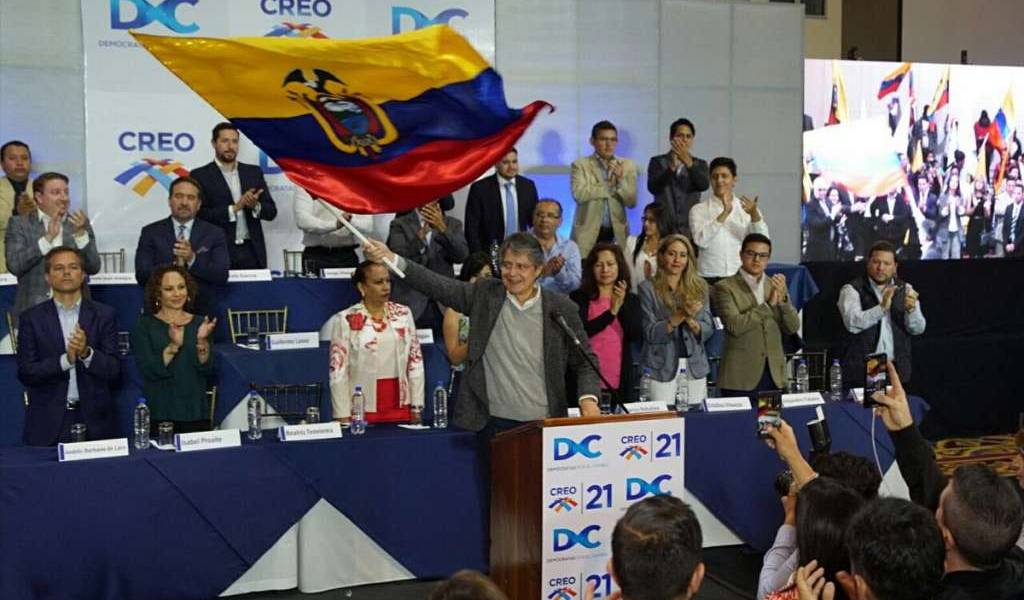 Guillermo Lasso apoya que CREO pida destitución de Serrano
