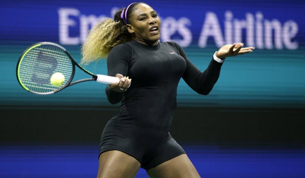 Serena Williams, Djokovic y Federer avanzan en US Open