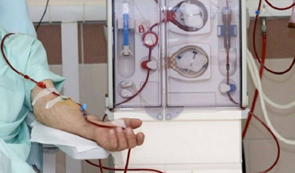 Al menos 100 pacientes de diálisis murieron por coronavirus en los últimos días