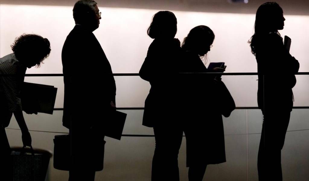 Disminuye empleo pleno en el país y crecen subempleo y desempleo