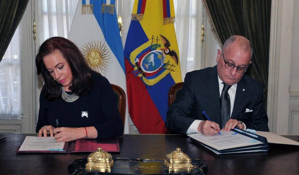 Ecuador busca fortalecer Unasur tras una reunión bilateral en Argentina