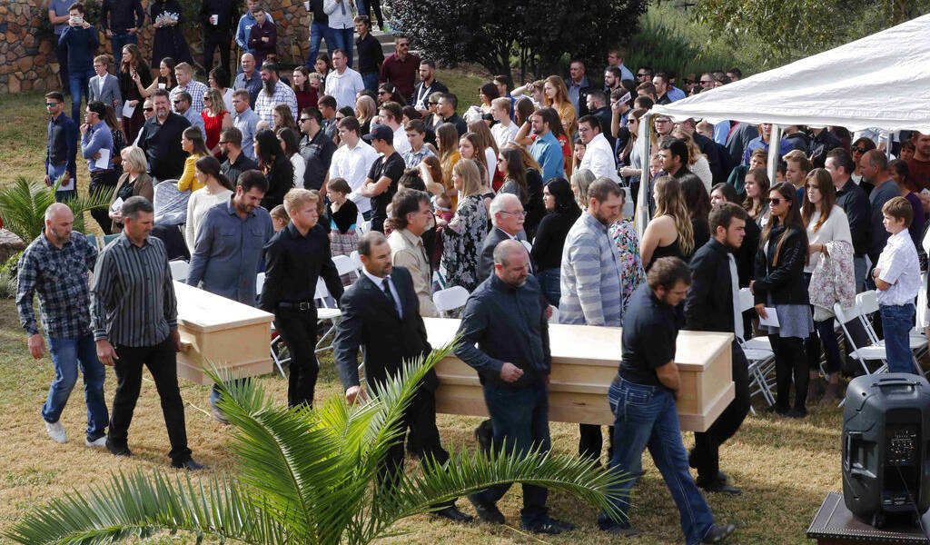 Mormones inician funerales para despedir a sus familiares en México