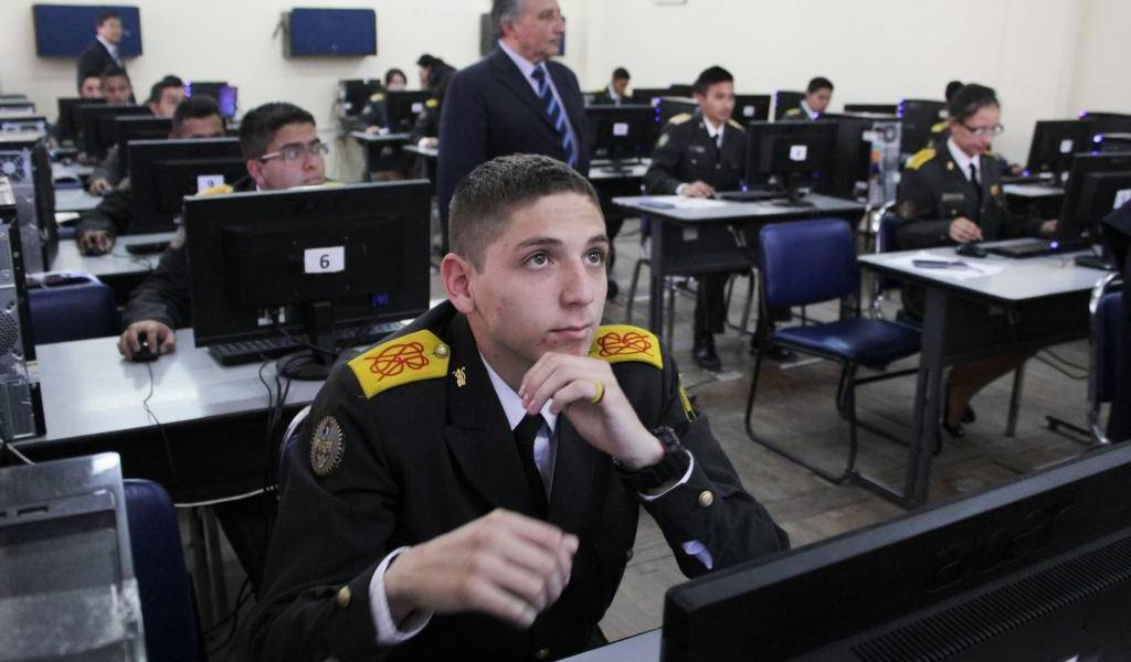 Ordenan no subir costos de pensiones educativas