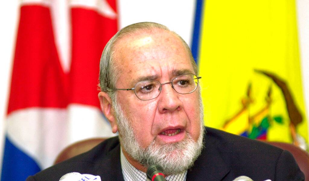 Moreno decretó duelo nacional por Gustavo Noboa y pide organizar funeral de Estado