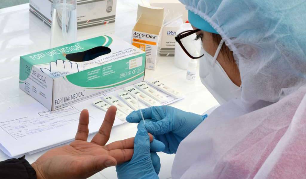 Realizarán 50.000 pruebas rápidas en Guayaquil para decidir cambio a semáforo verde