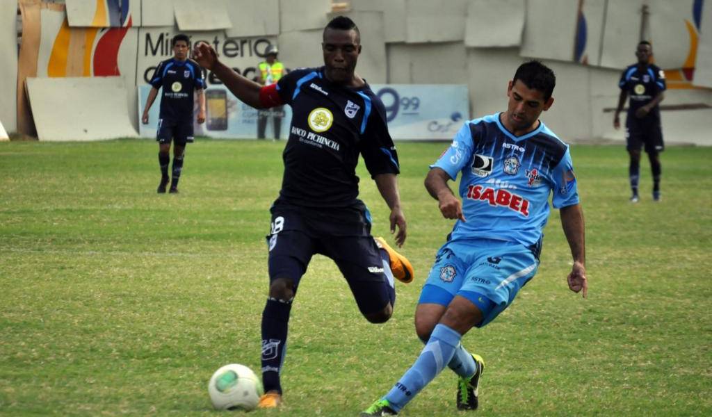 El &#039;Toro&#039; vuelve a casa, Luis Miguel Escalada firmó con Emelec