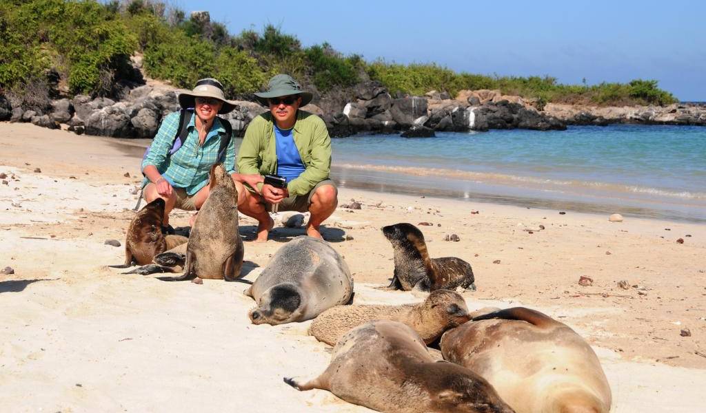 Ecuador recibe un 14,4 % más de turistas en 2014 tras aumentar la inversión