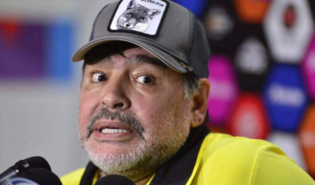 Diego Maradona fue hospitalizado de emergencia