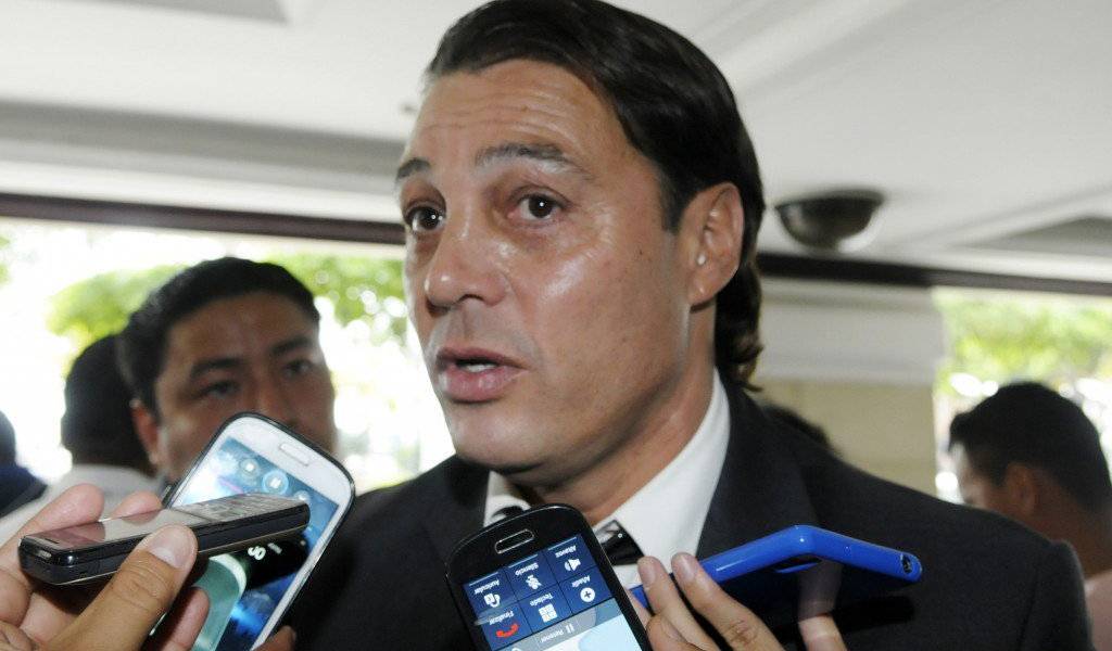 Alfaro Moreno pide que caso Nahuelpán se defina en FIFA