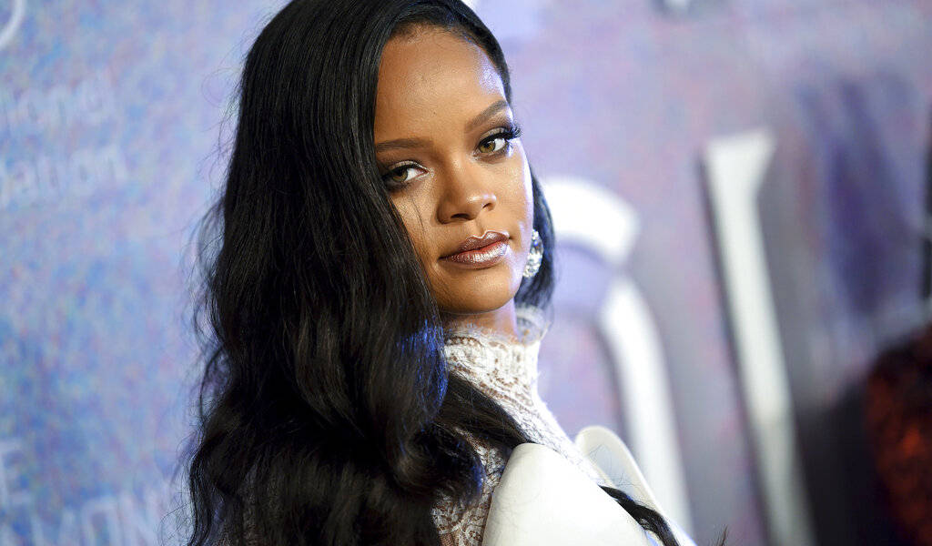 Rihanna se convierte en la cantante más rica del mundo