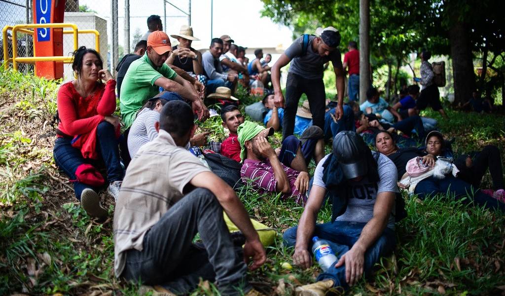 350 migrantes ingresan por la fuerza a México