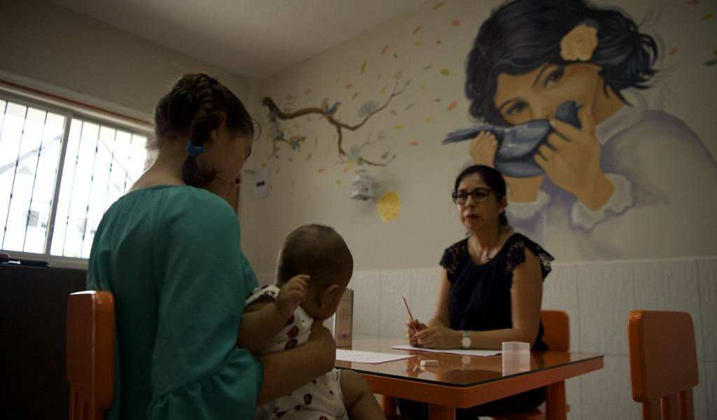 Madres adolescentes, un drama de varios actos que lacera a Ecuador