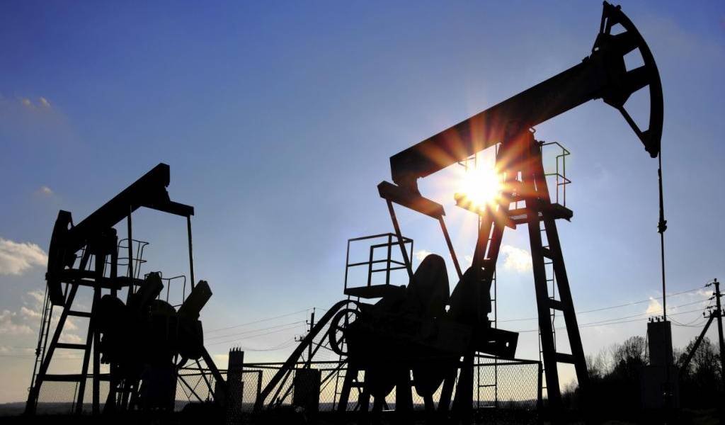 El petróleo cayó un dólar en Nueva York y cerró a USD 59,72 por barri