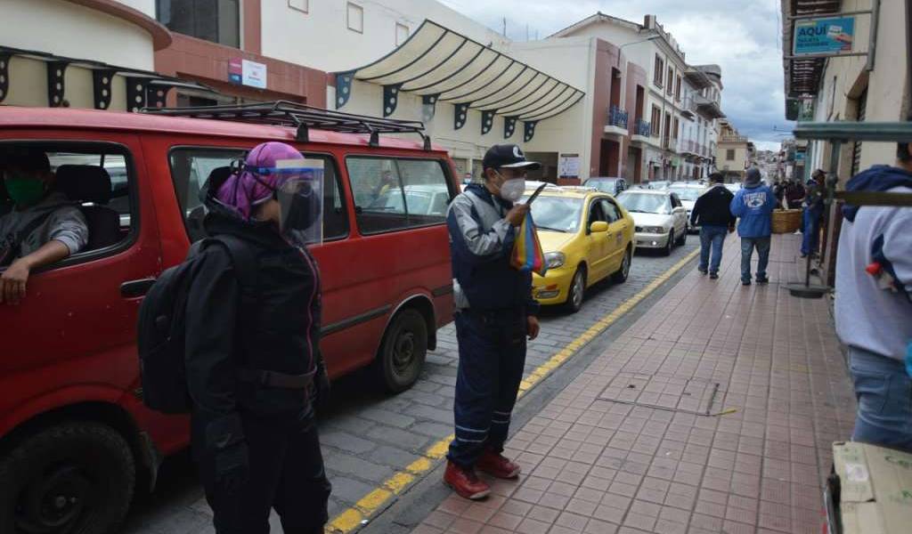 Tres cantones más pasan a color amarillo en Ecuador