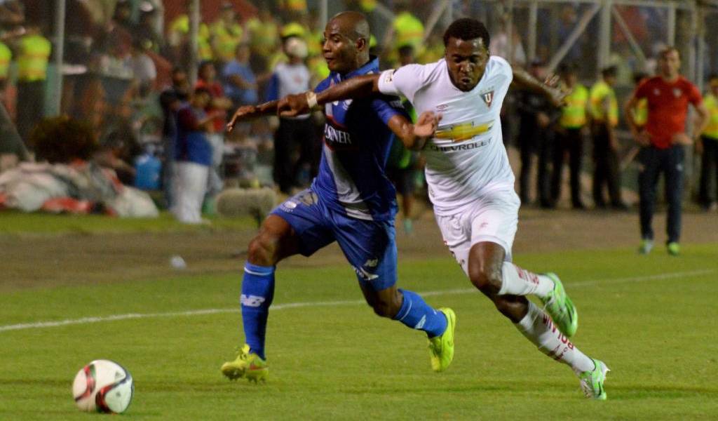 Emelec y Liga se enfrentan mañana por la copa del campeón 2015