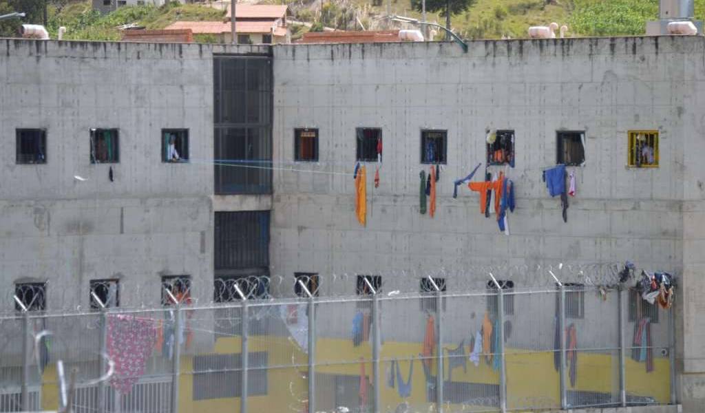 Hallan a seis presos sin vida en la cárcel de Turi, en Cuenca