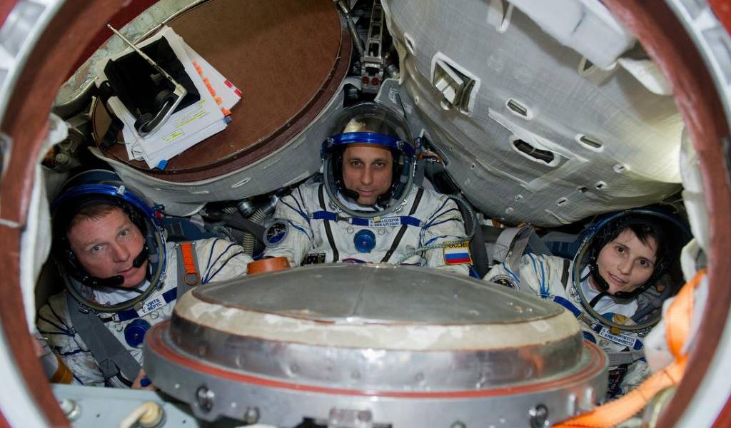 Regresa a la Tierra la 43 misión de la EEI con un mes de retraso