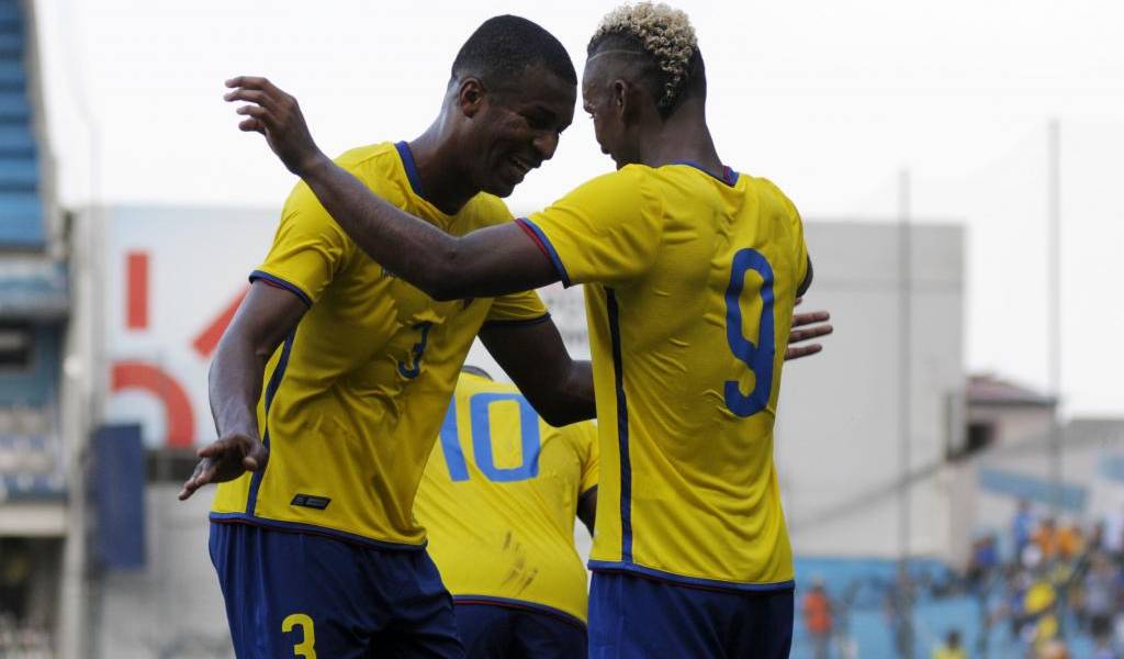 Ecuador cierra preparación para Copa América con goleada a Panamá