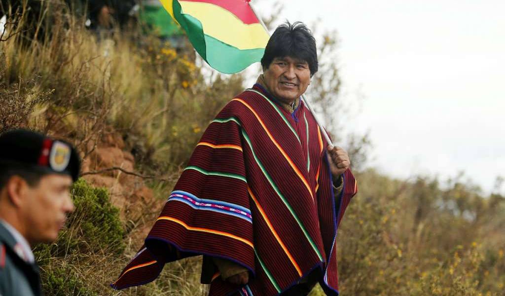 Evo Morales partió a México
