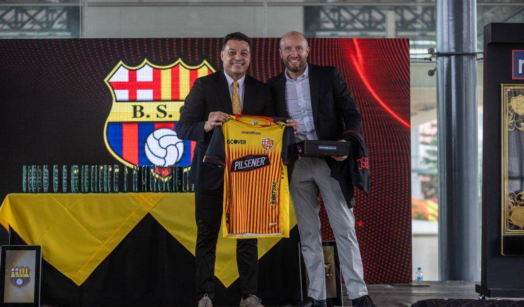 Barcelona SC presenta su nueva camiseta por los 97 años de vida institucional