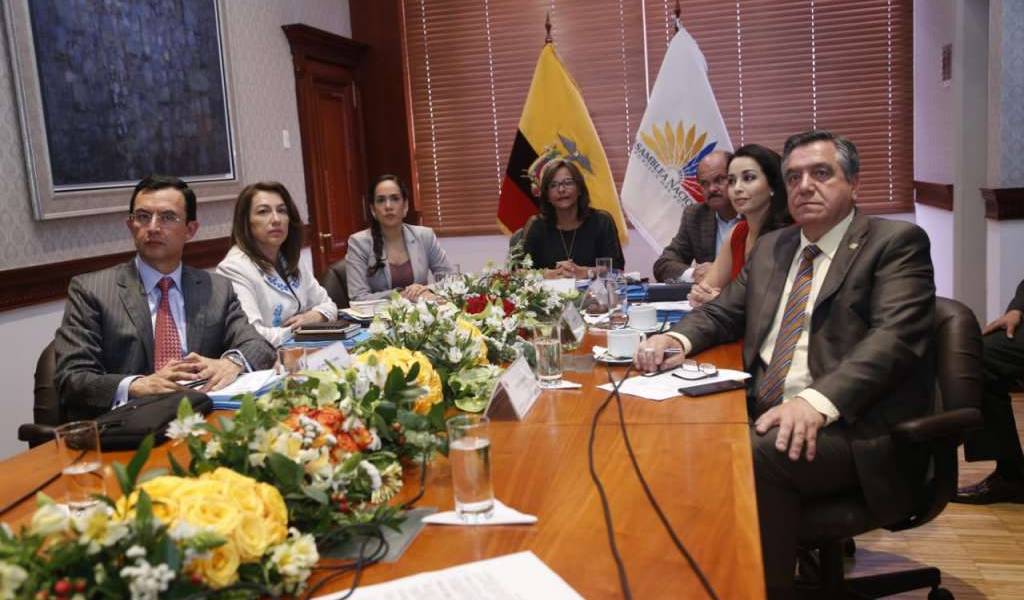 CAL califica trámite para investigar a Sofía Espín