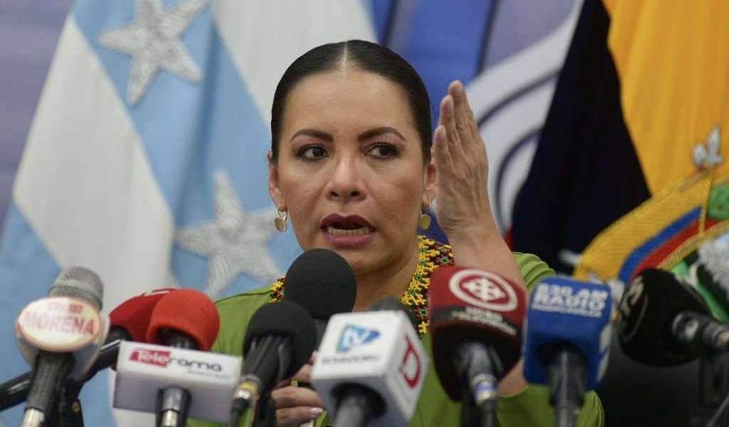 Más denuncias en Comisión de Fiscalización contra presidenta de CNE