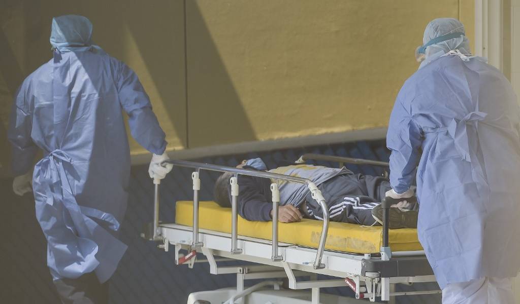 Hospital mexicano saturado alquiló camión refrigerador para muertos por COVID-19