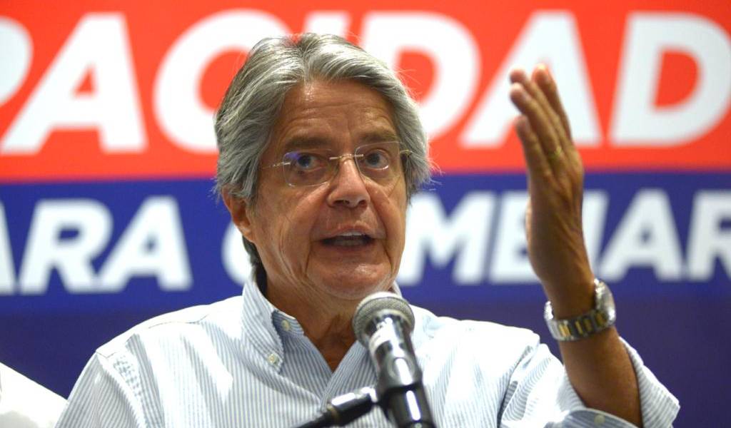 Lasso pide que CNE revise 5.500 actas &quot;con novedades&quot;