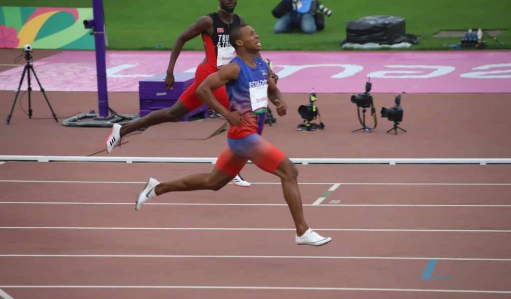 Quiñónez se lleva la medalla de oro en 200 metros planos