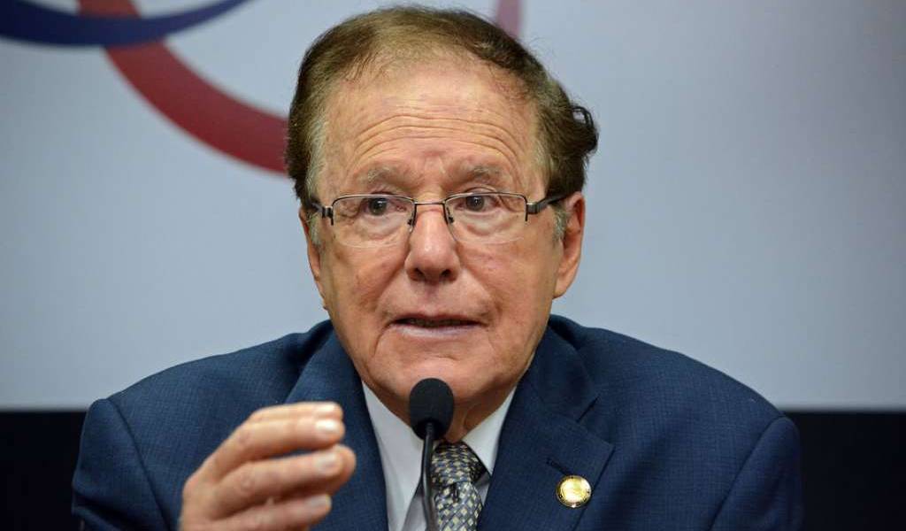 Merlo defiende suspensión de jueza en caso de Espinel