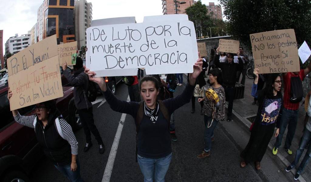 Yasunidos insiste en explicaciones al CNE sobre rechazo de firmas