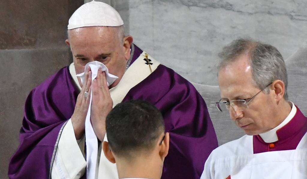 Papa Francisco cancela misa por &quot;ligera indisposición&quot;