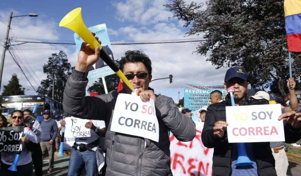 Simpatizantes de Correa marcharon en Quito