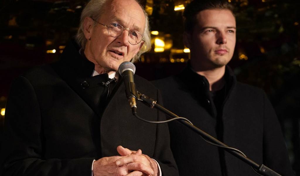 Padre de Assange afirma que su hijo &quot;puede morir en prisión&quot;