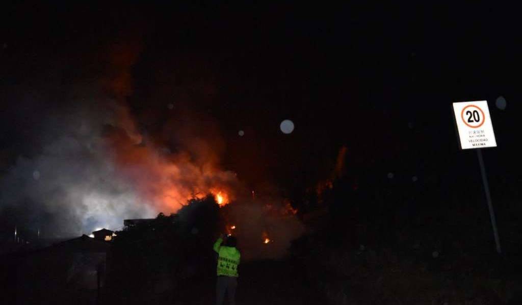 Molleturo: Bloquean entrada a campamento minero