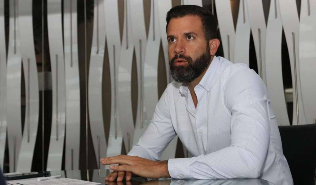 Viceministro del Ambiente renuncia por despidos masivos