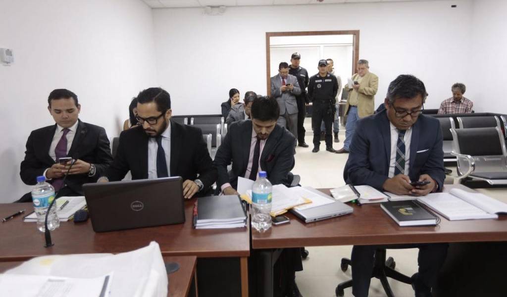 Dictan orden de prisión contra 3 procesados en caso Petroecuador