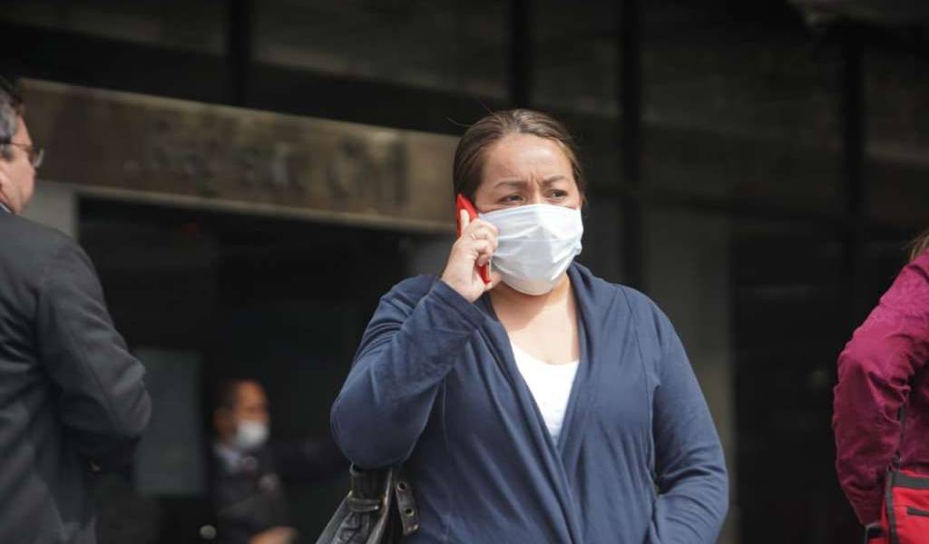 Multa y hasta prisión para quienes incumplan toque de queda en Ecuador