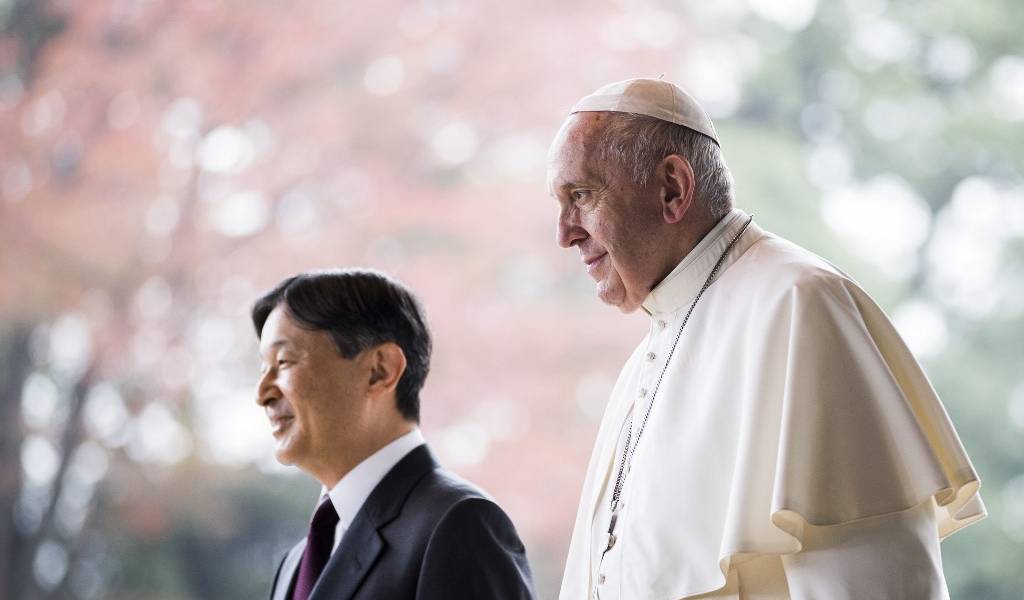 El papa se reúne con víctimas del desastre nuclear en Japón