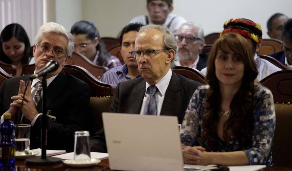 Chevron pide a jueces de la Corte que se excusen