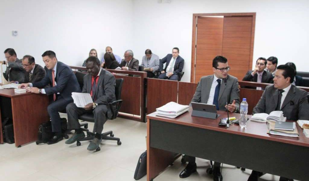 Dictan prisión preventiva contra exfuncionario Diego Tapia en caso Petroecuador