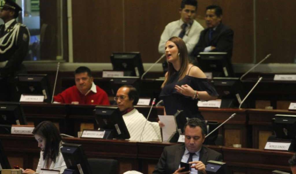 Piden &quot;responsabilidades&quot; por fuga de Alvarado