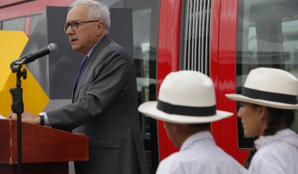 El primer vehículo para el tranvía llegó a Cuenca