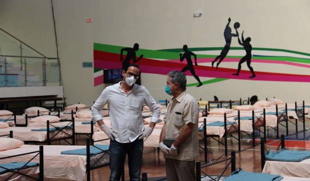 Coronavirus: Adecúan coliseo en Guayaquil con un centenar de camas