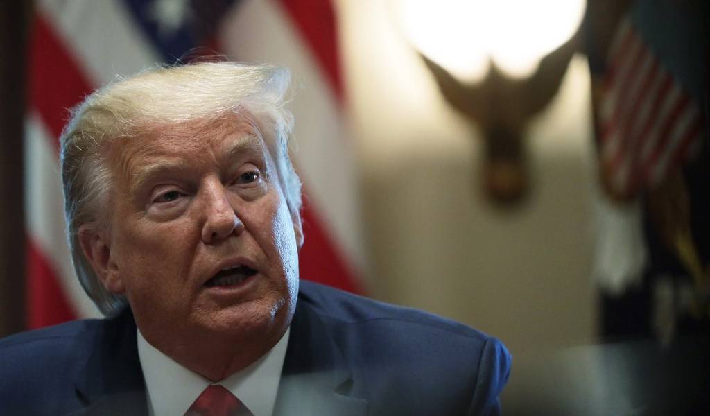 EEUU suspende la emisión de visas en la mayoría de países