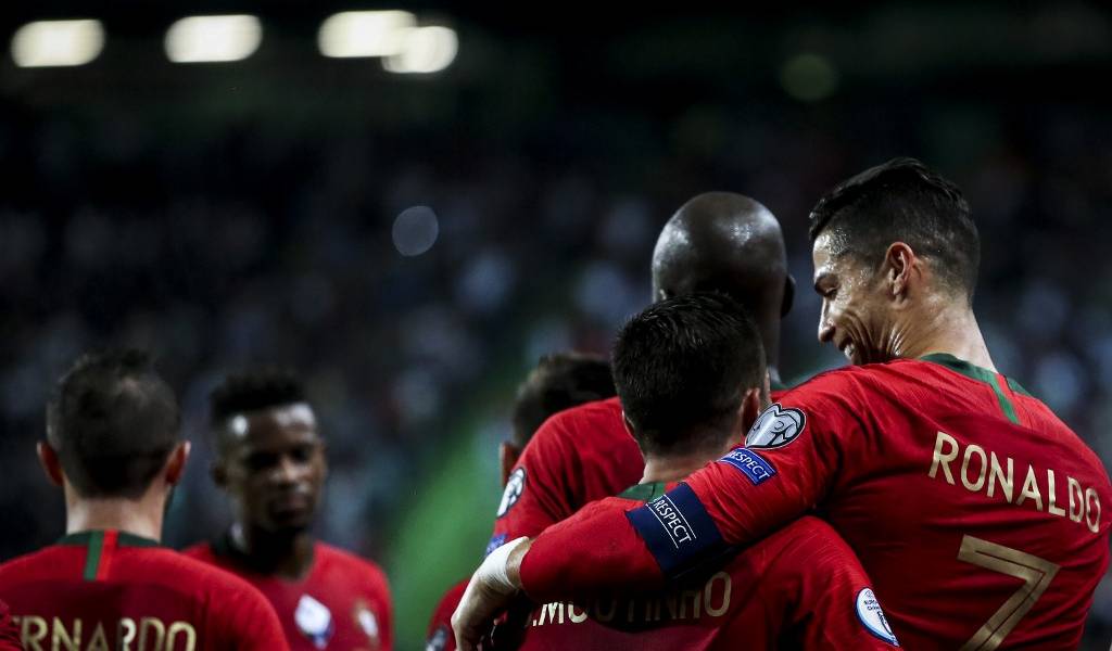 Portugal golea a Luxemburgo y sigue invicto