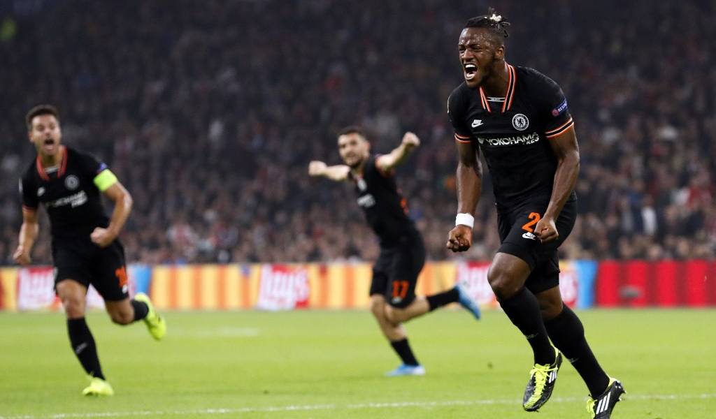 Chelsea vence al Ajax con gol de Batshuayi