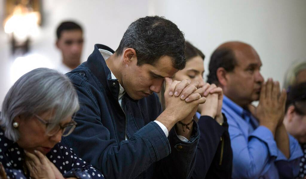 Guaidó denuncia intimidación contra su familia